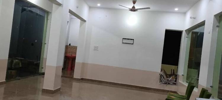 斯里沙克提酒店和餐厅(Sri Shakti Hotel and Restaurant)图片