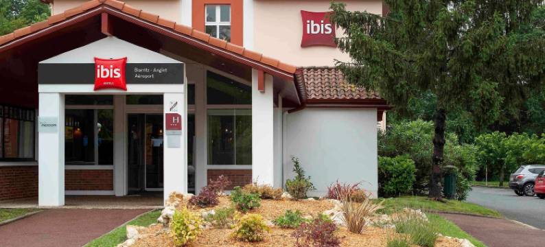 宜必思比亚里茨安格雷机场酒店(Ibis Biarritz-Anglet Aéroport)图片