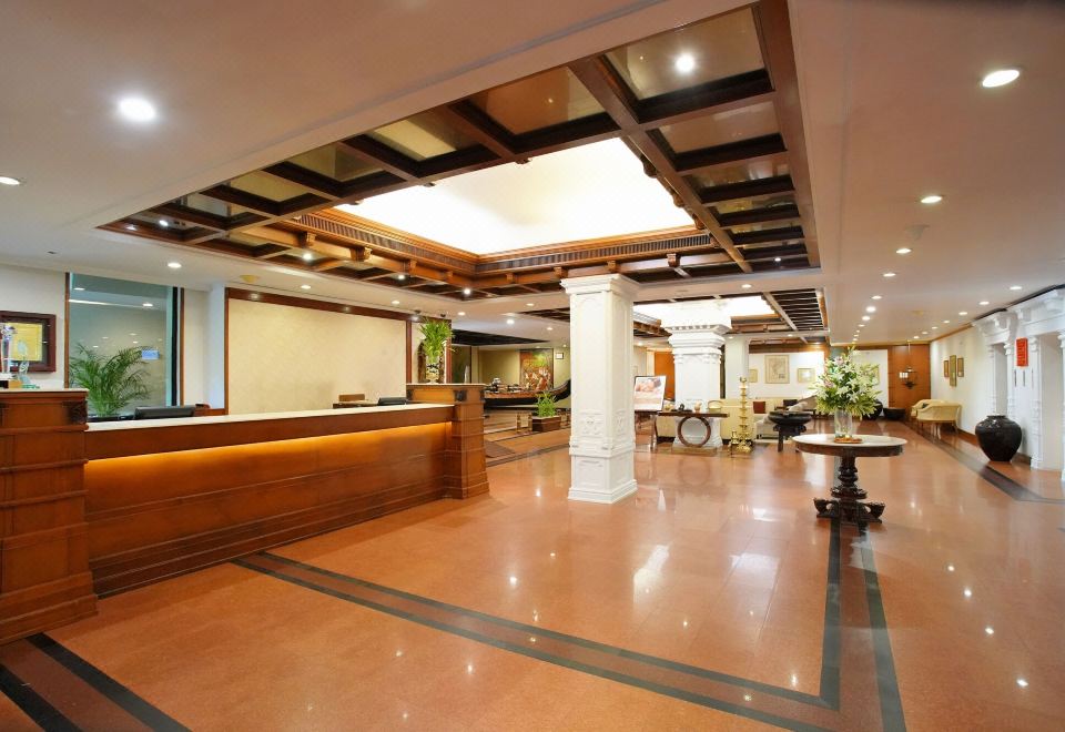 Vivanta Ernakulam, Marine DriveHotel Overview