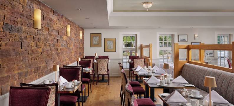 杜利斯酒店(Dooley's Hotel)图片