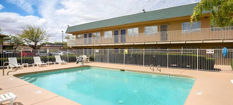 霍尔布鲁克6号汽车旅馆(Motel 6 Holbrook, AZ)图片