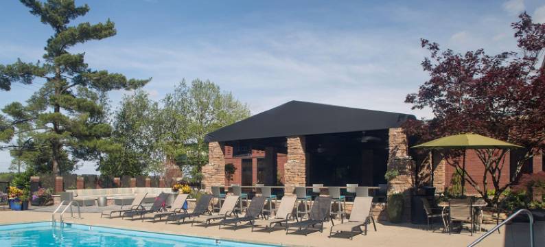 阿克伦费尔劳恩希尔顿逸林酒店(DoubleTree by Hilton Akron Fairlawn)图片