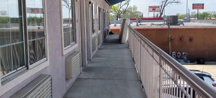 行政旅馆及套房, 圣马科斯, 德克萨斯州(Executive Inn & Suites San Marcos, TX)图片