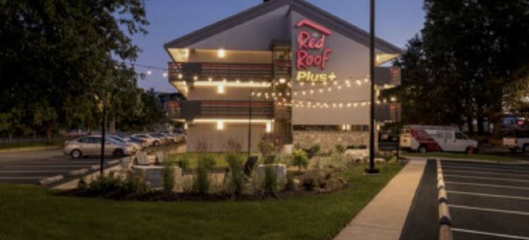 红顶PLUS+酒店-哥伦布俄亥俄州立大学(Red Roof PLUS+  Columbus - Ohio State University OSU)图片