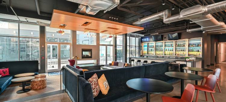 查尔斯顿机场雅乐轩酒店及会议中心(Aloft Charleston Airport & Convention Center)图片