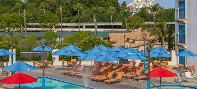 阿纳海姆主题乐园入口万怡酒店(Courtyard by Marriott Anaheim Theme Park Entrance)图片
