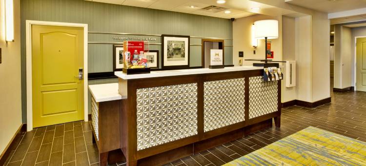 希尔顿欢朋酒店-尼亚加拉瀑布机场(Hampton Inn Niagara Falls/Blvd)图片