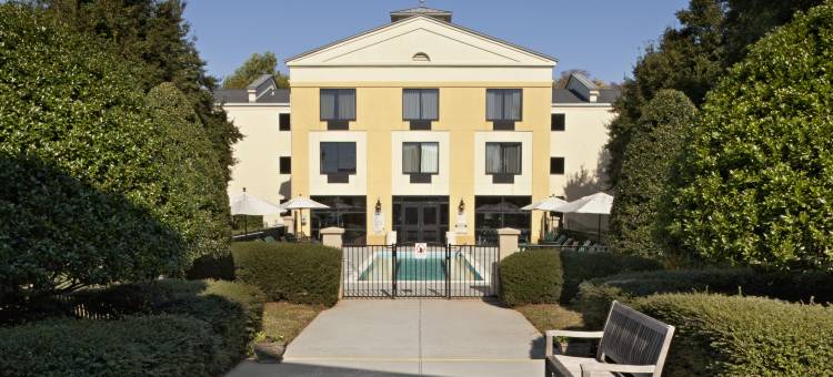 夏洛特机场希尔顿逸林酒店(DoubleTree by Hilton Charlotte Airport)图片