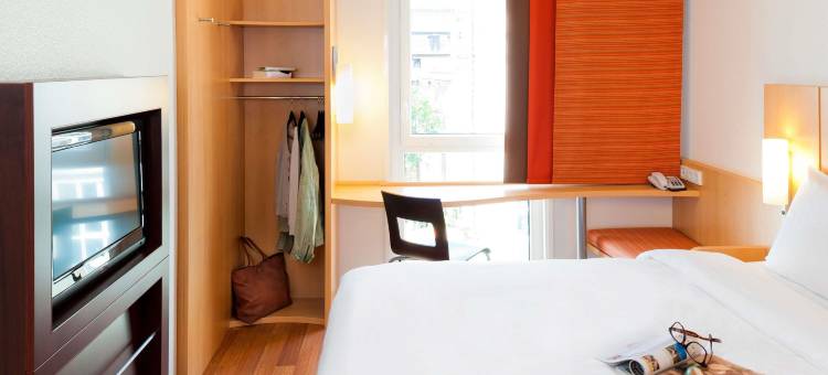 宜必思里昂东部香波尼酒店(Hôtel Ibis Lyon Est Chaponnay)图片