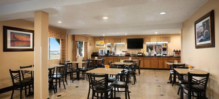 达拉斯欧文市场中心温德姆戴斯酒店(Days Inn by Wyndham Dallas Irving)图片