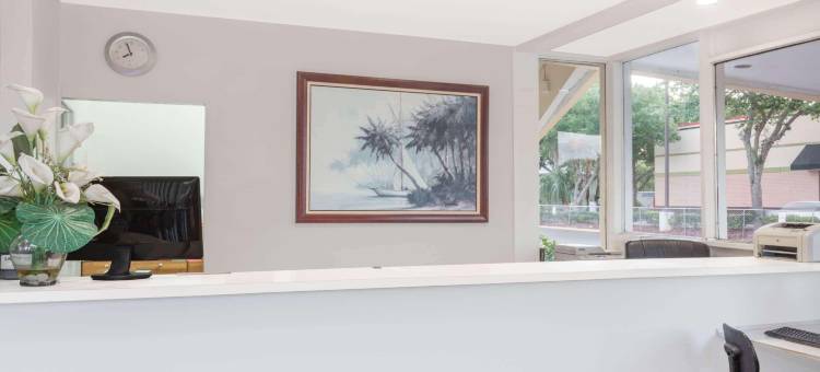 维洛海滩-市中心豪生酒店(Howard Johnson by Wyndham Vero Beach / Downtown)图片