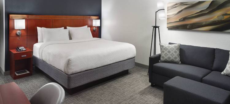 阿罗伍德万怡酒店(Courtyard Charlotte Arrowood)图片