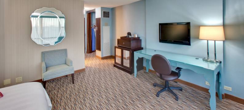 洲际旗下皇冠假日伦巴第唐纳斯格罗夫酒店(Crowne Plaza LOMBARD DOWNERS GROVE by IHG)图片