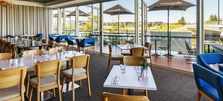 阳光海岸卡瓦纳华特斯美居酒店(Mercure Sunshine Coast Kawana Waters)图片