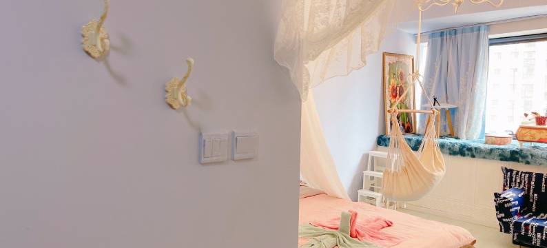 万达造梦者小黄人近泰华银座阳光100民宿(鸢飞路2号分店)图片