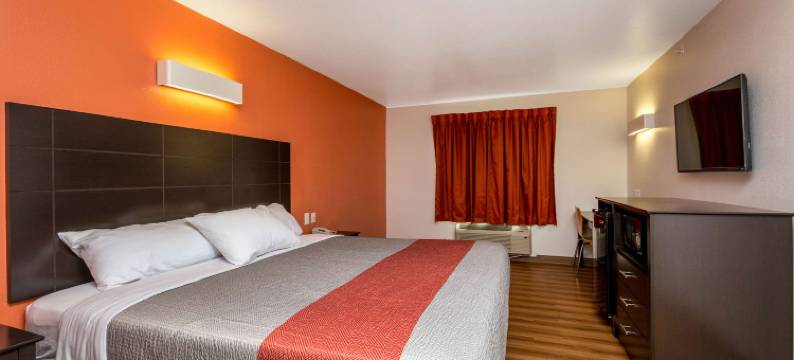 伊利诺伊伊皮奥里亚 6 号汽车旅馆(Motel 6 Peoria)图片