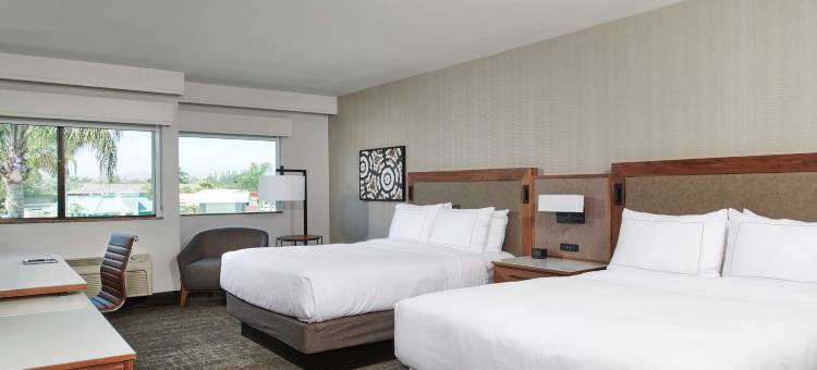 福乐顿市希尔顿逸林酒店(Doubletree by Hilton Fullerton)图片