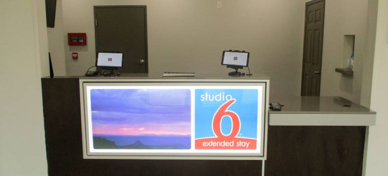 路易斯安那爱伦港 - 巴顿鲁治 I-10 公路 6 号开放式客房酒店(Studio 6 Port Allen, la - Baton Rouge I-10)图片