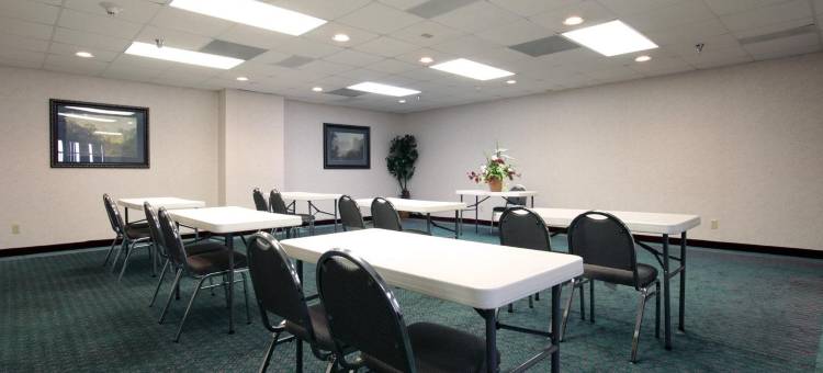 Ark Suites by OYO Jonesboro I-555图片