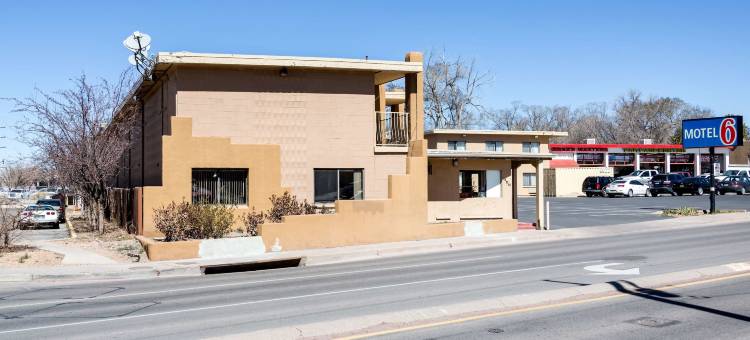 圣达菲广场城市商业区6号汽车旅馆(Motel 6 Santa Fe, NM - Downtown)图片