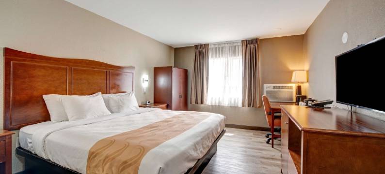 梅萨维德附近的郊区套房酒店(Suburban Studios Near Mesa Verde)图片