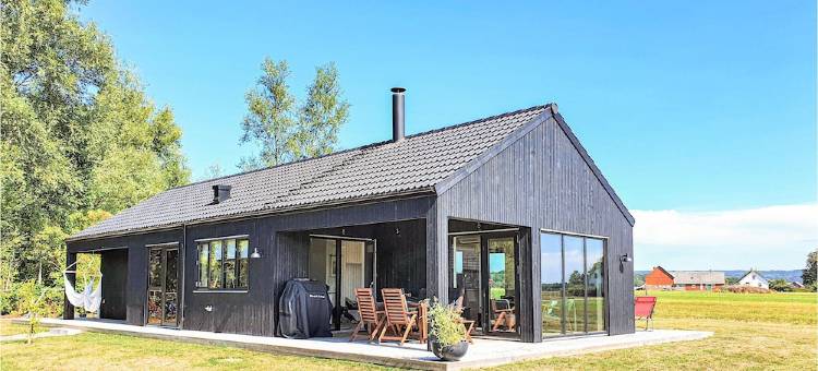 Beautiful Home in Förslöv with Wifi and 5 Bedrooms图片