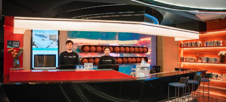 南昌西站亚朵篮球酒店图片