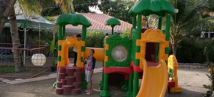 莫阿尔博阿热带酒店(Moalboal Tropics)图片