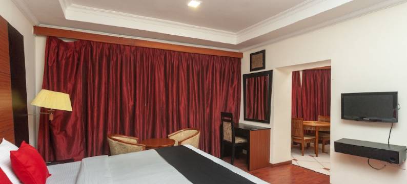 Capital O 8145 Emarald Hotel图片