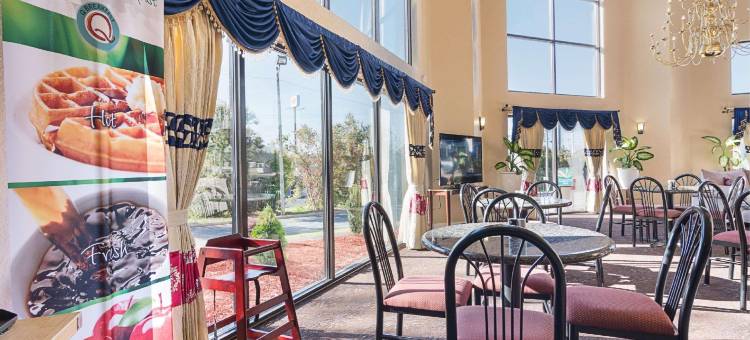 康福特茵酒店 商业区 I-85(Quality Inn Commerce at I-85)图片