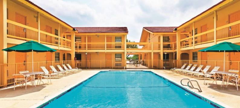 罗德威酒店(Rodeway Inn)图片