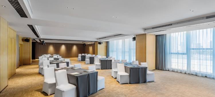 西安高新假日酒店(金光门地铁站店)图片