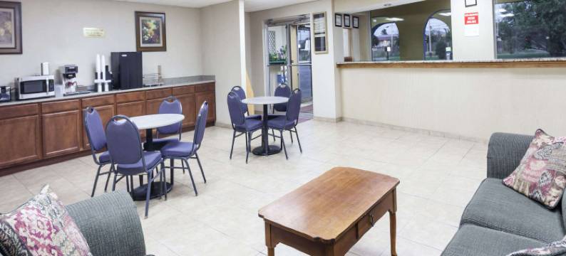 默夫里斯伯勒骑士酒店(Knights Inn Murfreesboro)图片