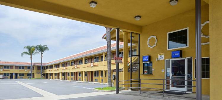 帕萨迪纳阿祖萨美洲最佳价值酒店(Americas Best Value Inn-Azusa/Pasadena)图片