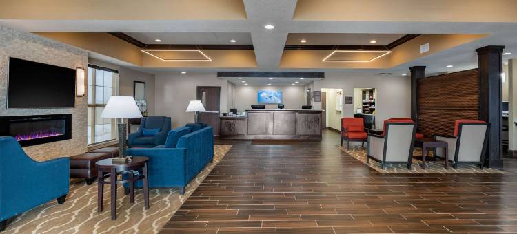 锡达拉皮兹CID东爱荷华机场舒适套房酒店(Comfort Inn & Suites Cedar Rapids Cid Eastern Iowa Airport)图片