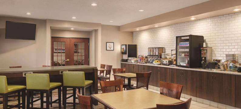 威尔马丽怡套房酒店(Country Inn & Suites by Radisson, Willmar, MN)图片