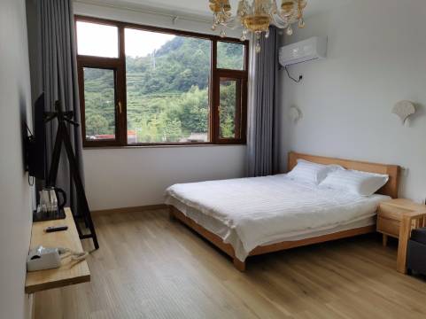 浦江至简民宿(虞宅茜溪绿道分店)