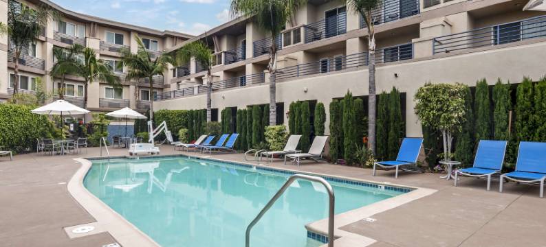 马丽娜盖特威贝斯特韦斯特优质酒店(Best Western Plus Marina Gateway Hotel)图片