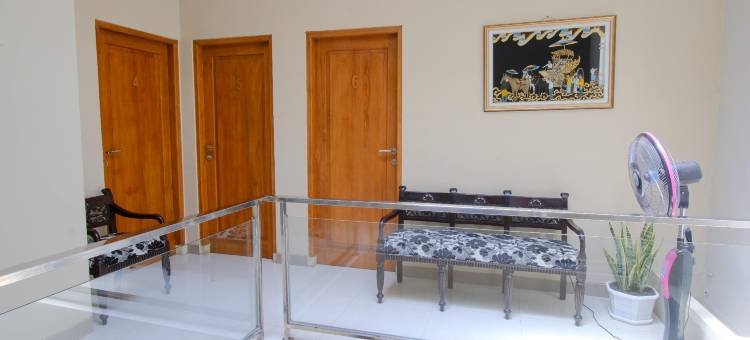 日惹格拉明吉兰民宿-红门酒店合作(Grha Minggiran Homestay Yogyakarta Mitra RedDoorz)图片