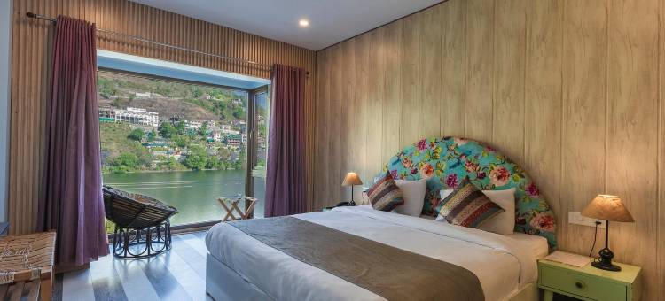 Sojourn by the Lake, Bhimtal图片