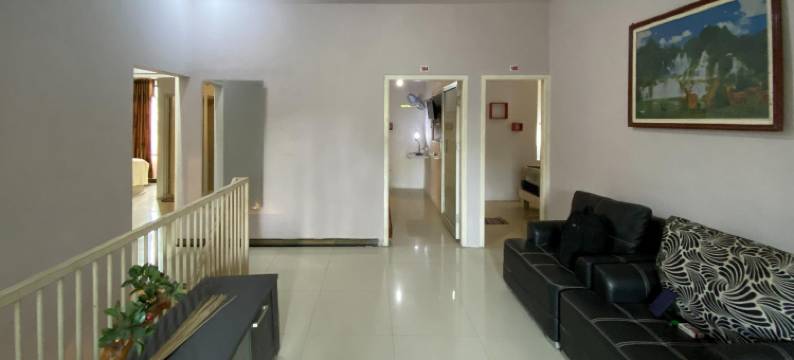 RedDoorz Near Bukit Ragas Hotel d'Ayanna Pati图片