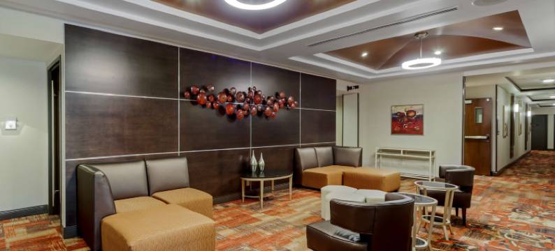 丹纳姆贝斯特韦斯特精品酒店及套房(Best Western Premier Denham Inn  Suites)图片