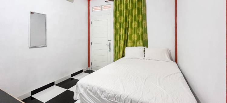 OYO 92079 阿纳奇伊斯兰家庭旅馆(Anaqi Homestay Mitra RedDoorz)图片