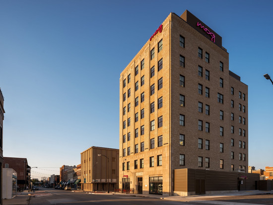 斯普林菲尔德市中心Moxy酒店