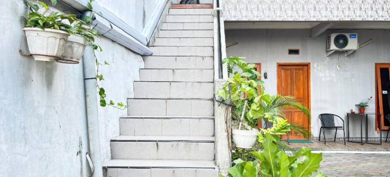 Q-Five宾馆YIA古隆普罗戈红门酒店合作(Q-Five Guest House YIA Kulon Progo Mitra RedDoorz)图片