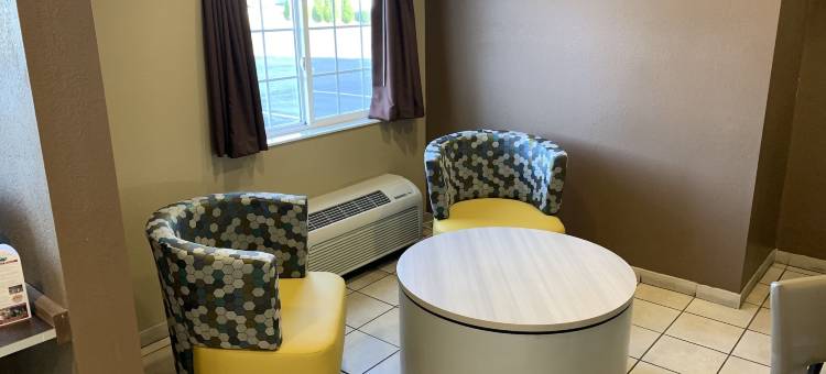 普雷里德欣麦客达温德姆酒店(Microtel Inn & Suites by Wyndham Prairie du Chien)图片