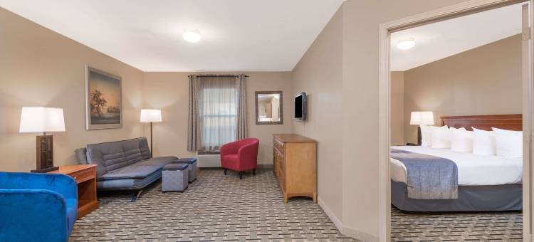 塞勒斯堡温德姆戴斯套房酒店(Days Inn & Suites by Wyndham Sellersburg)图片