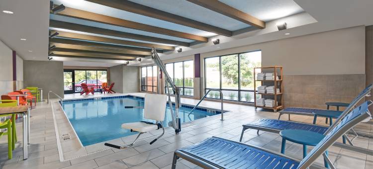 弗吉尼亚布莱克斯堡希尔顿惠庭套房酒店(Home2 Suites by Hilton Blacksburg)图片