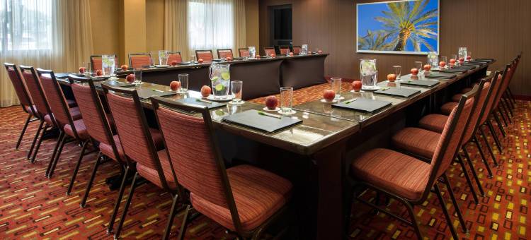 斯科特斯德旧城区万怡酒店(Courtyard Scottsdale Old Town)图片