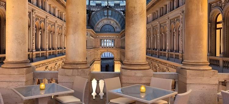 翁贝托广场艺术度假村酒店(Hotel Art Resort Galleria Umberto)图片